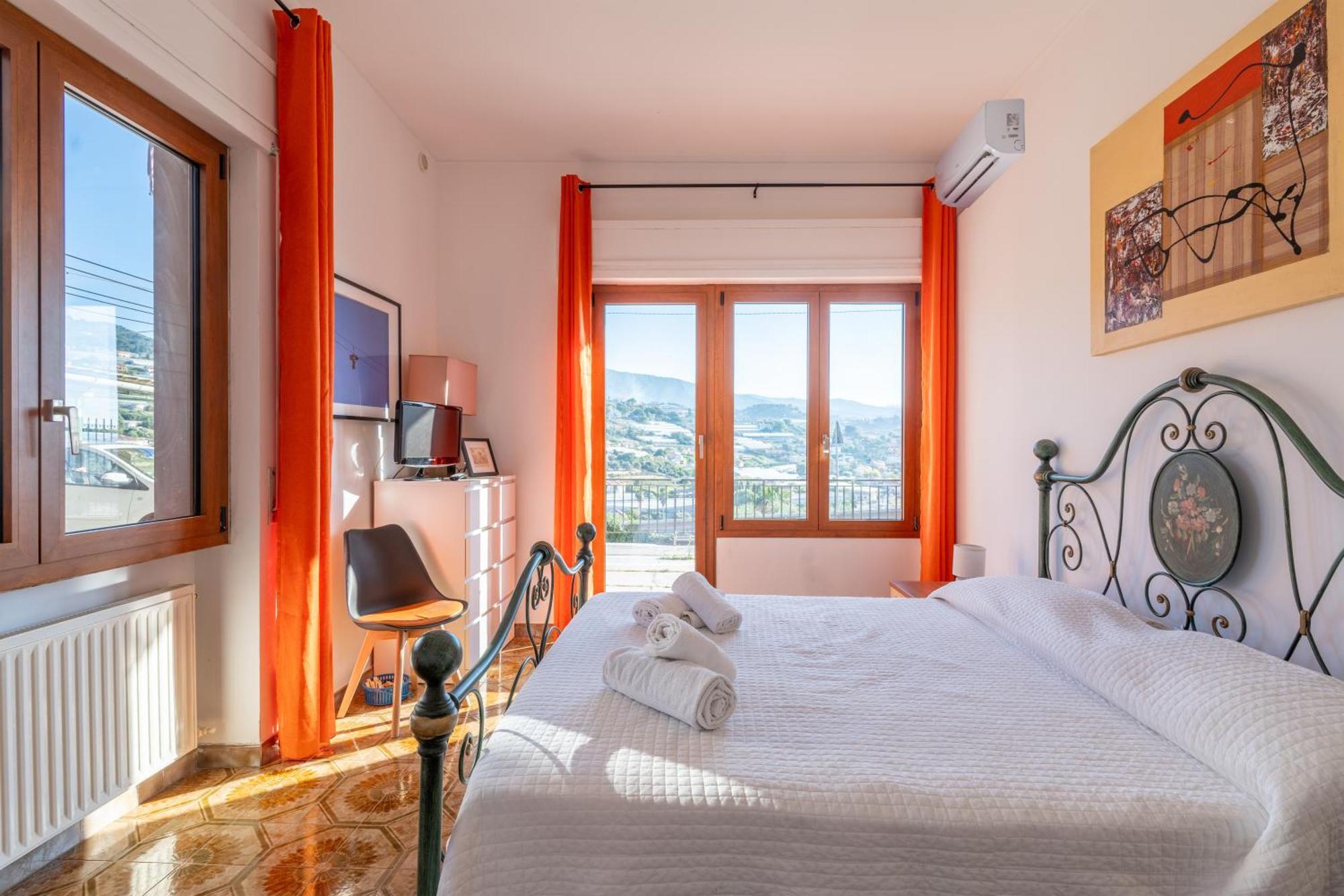 Graziosa Residenza In Collina *